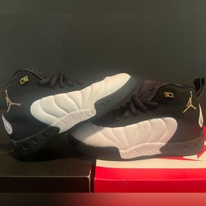 Jordan Jumpman Pro "Black/Metallic Gold/White" 1Y